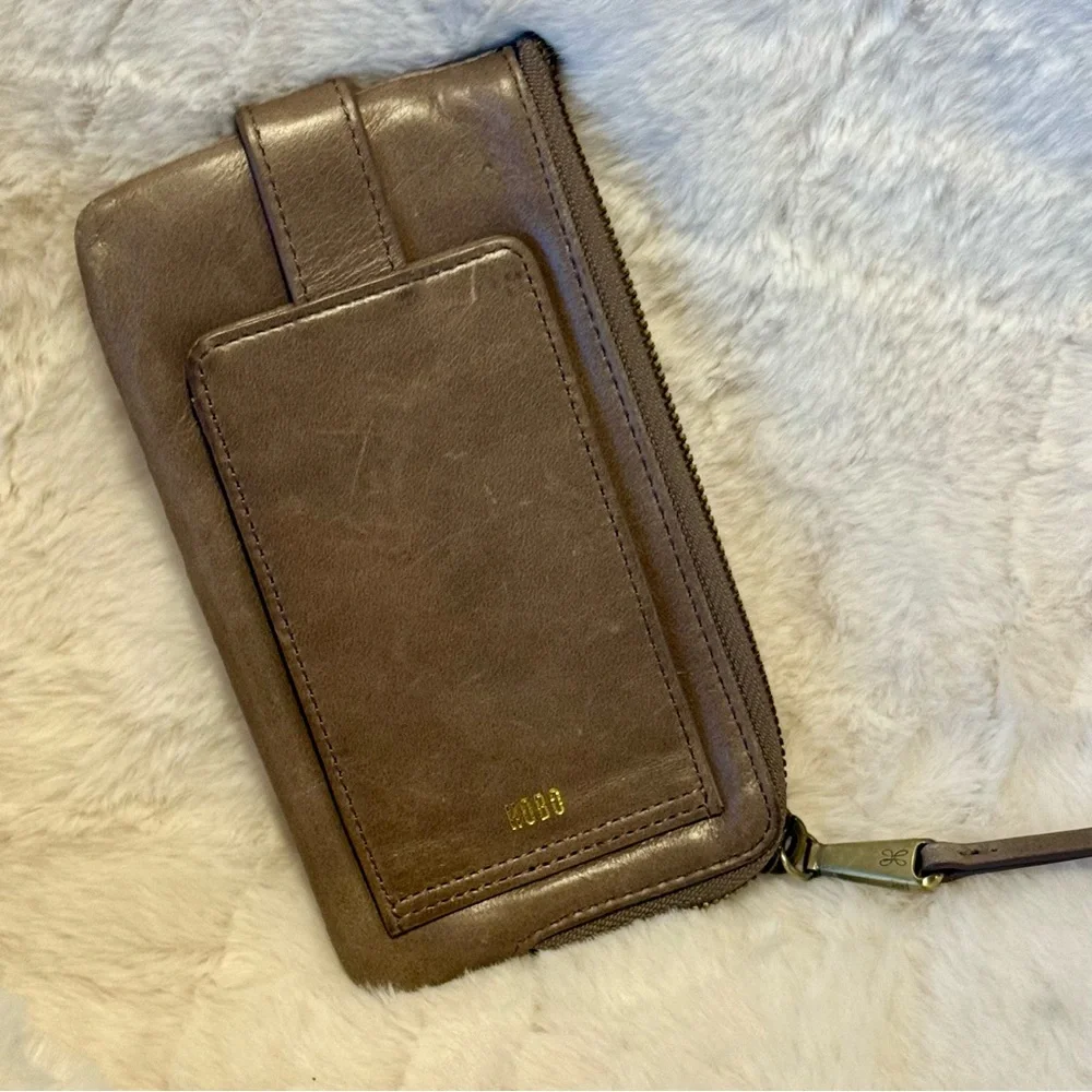 HOBO Flash Wallet Taupe Mushroom
